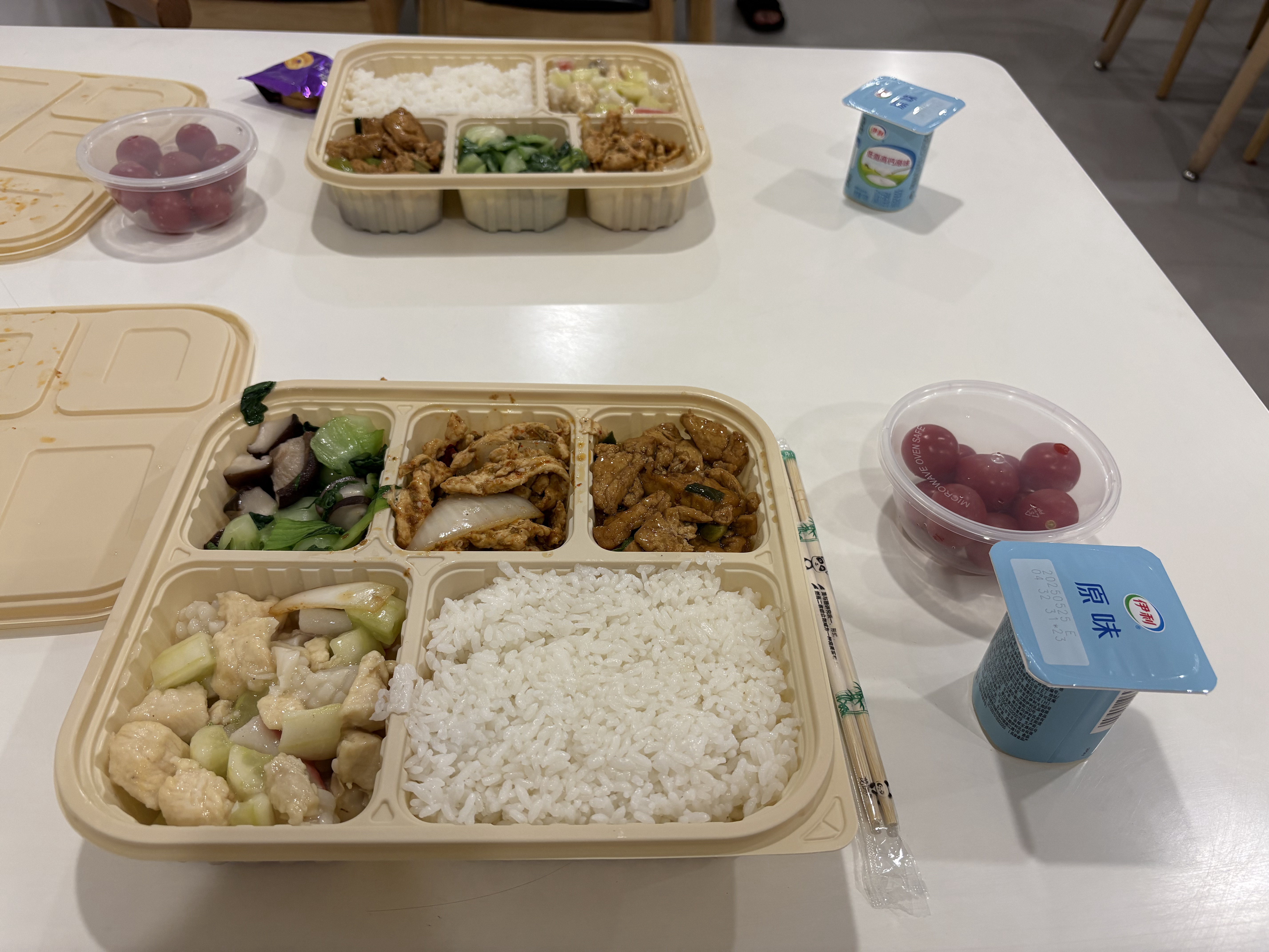小鹏天津交付中心蹭饭。[doge] ​​​