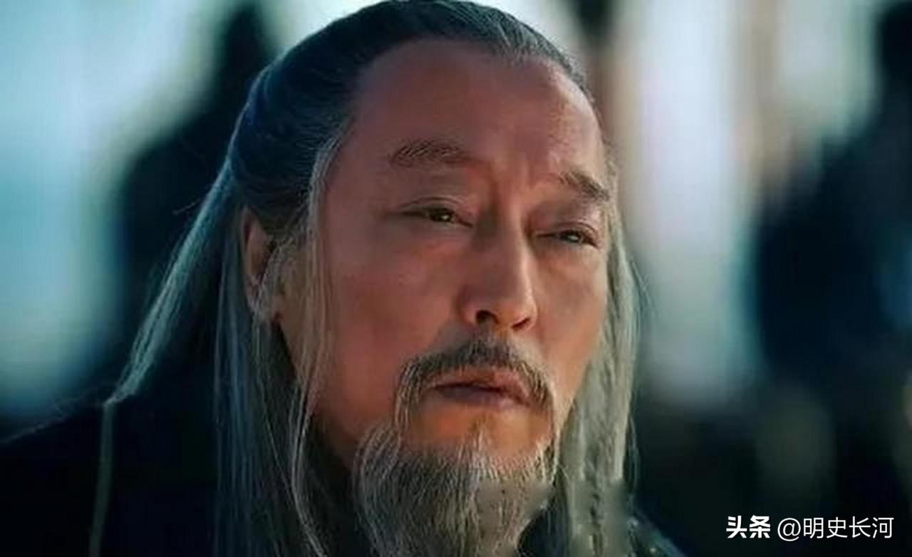 司马懿真担得起“老狐狸”这称号。他历经曹魏三代，硬是把曹家几位家主都熬走，最终成