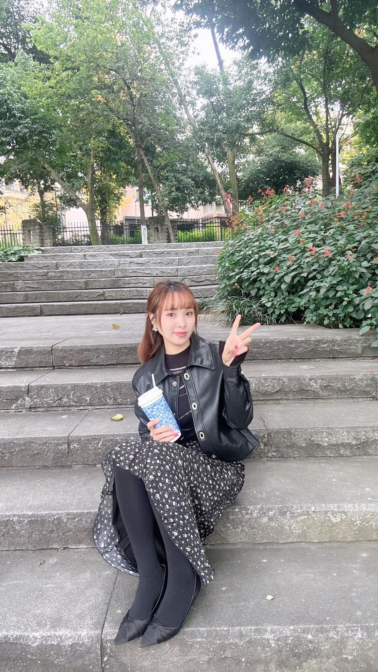 80后终于老了 ！人生百味 ，各有体会 ！最小的36岁，最大的45岁 ，80后的