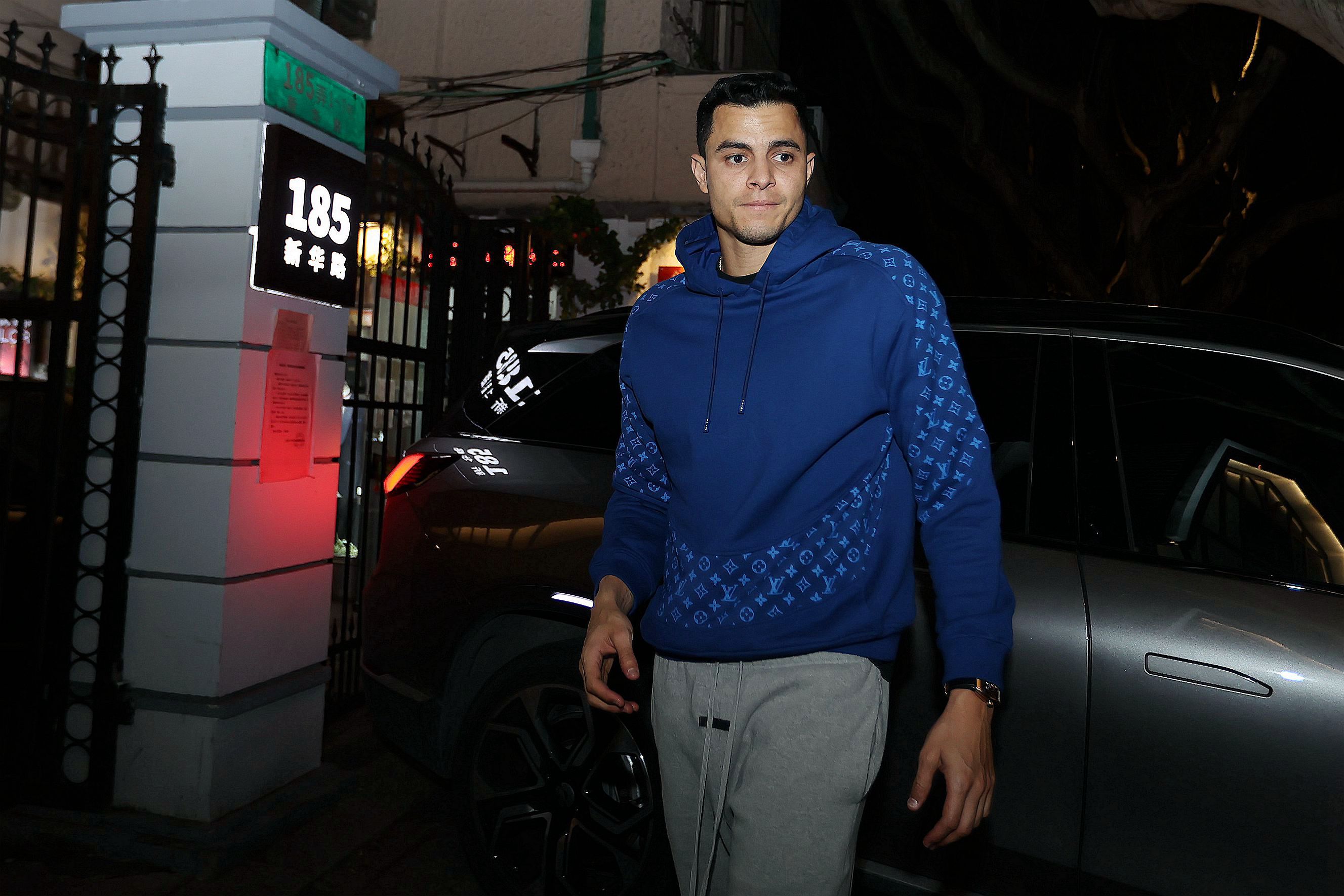 记者杨翼：莫雷诺或返沪参加元老赛，已预约参观申花中心