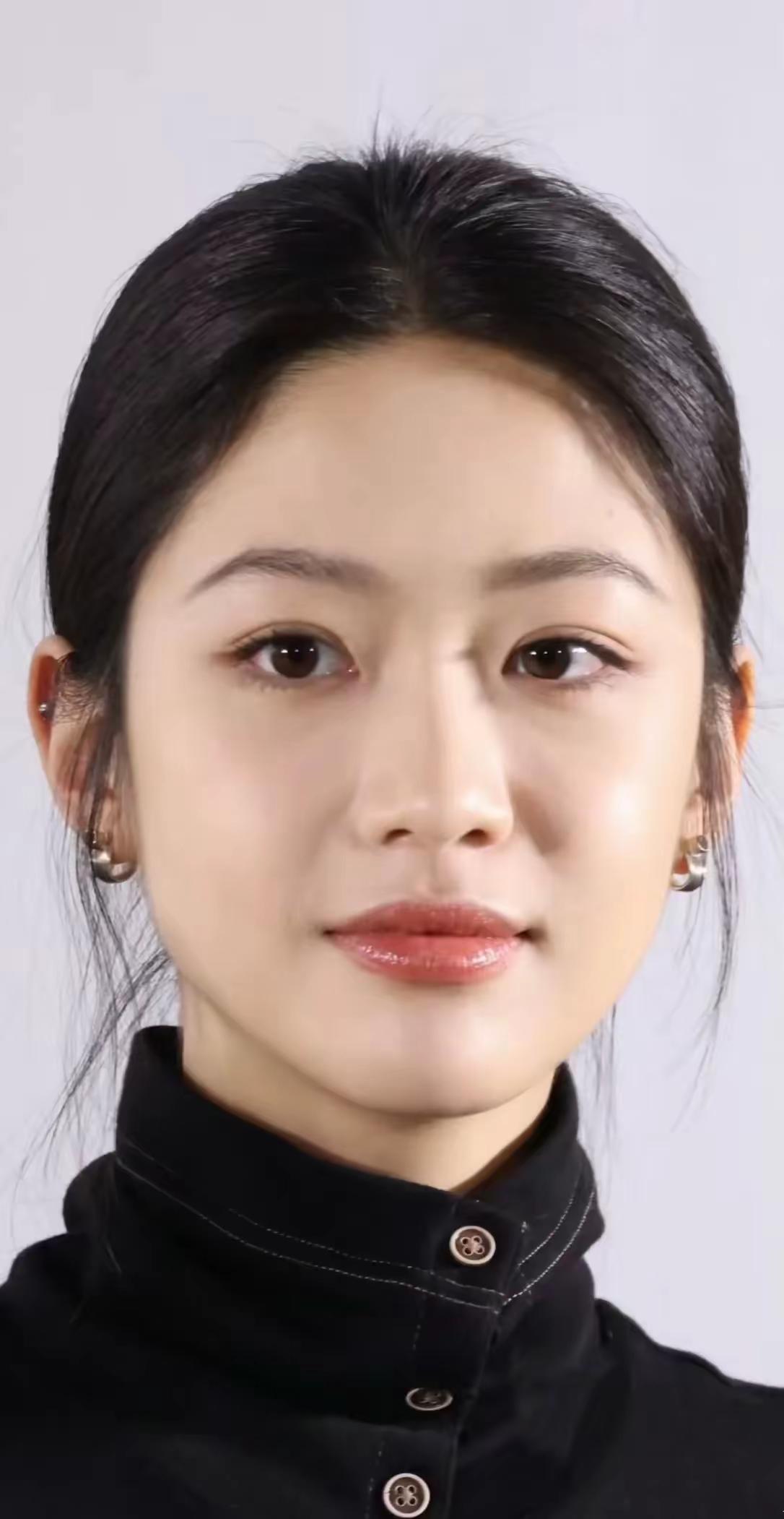 这是不是传说的国泰民安脸？
国泰民安脸