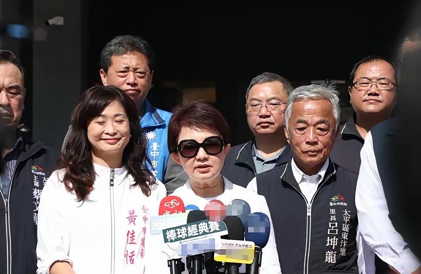 卢秀燕警告：“台湾只剩下3周时间，马上就要断气了！”，台湾民众直呼：被民进党坑死