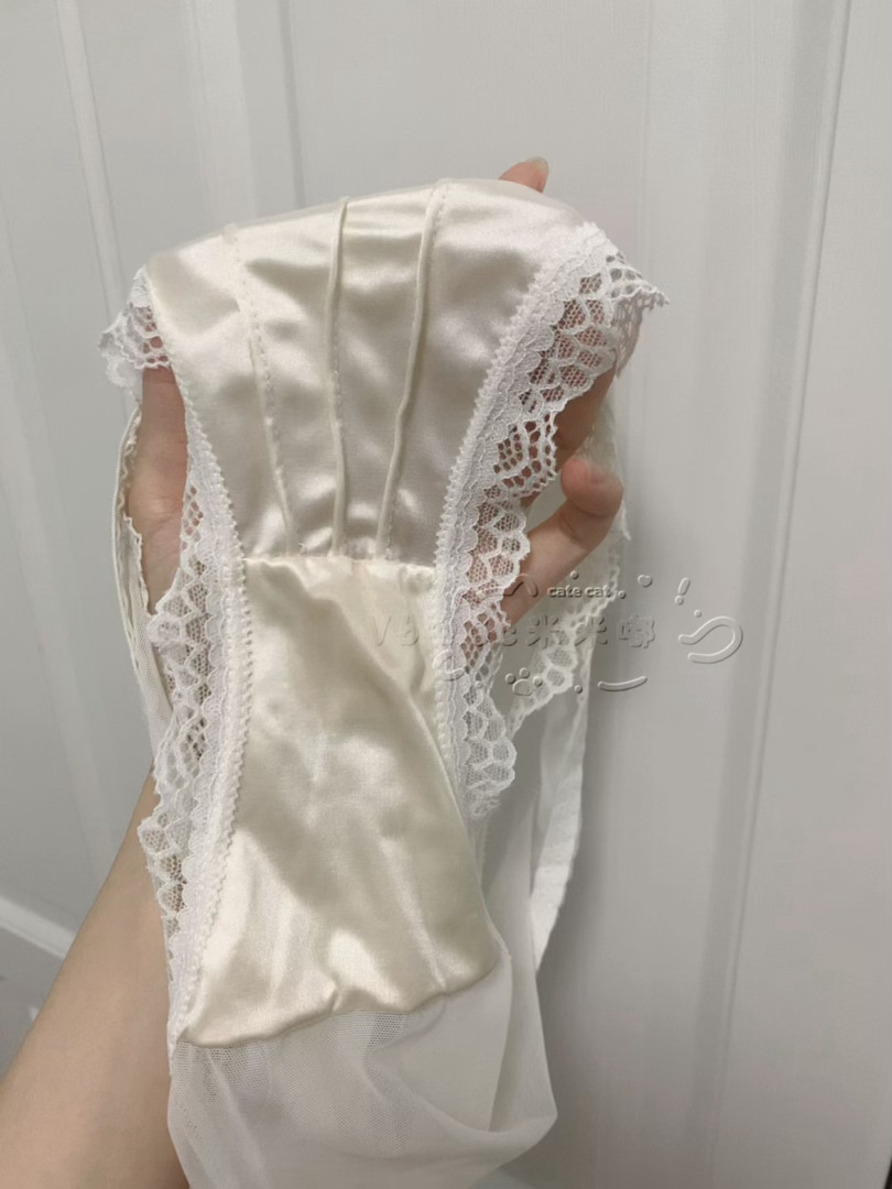 一大清早就要洗衣服了吗 