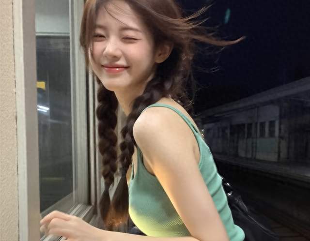 太子爷选中我那天 问我想要什么