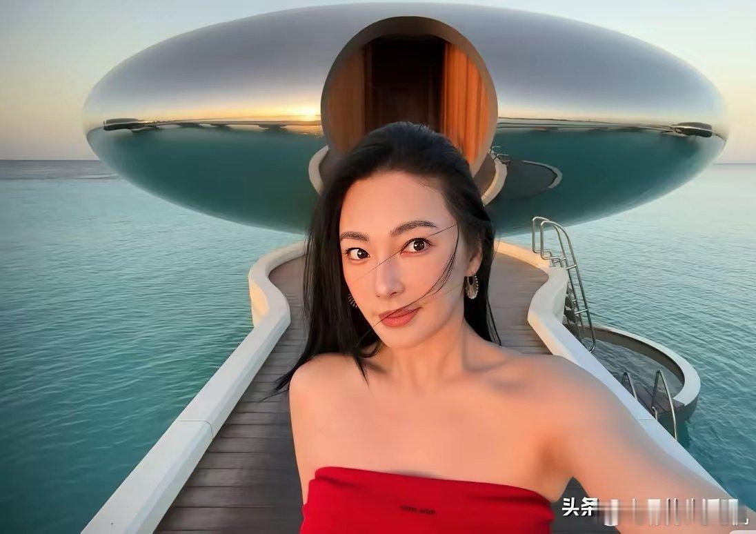 张雨绮现在不回应不过看她朋友圈，1月12日去了沙特，这个酒店4万一晚科普一下：这