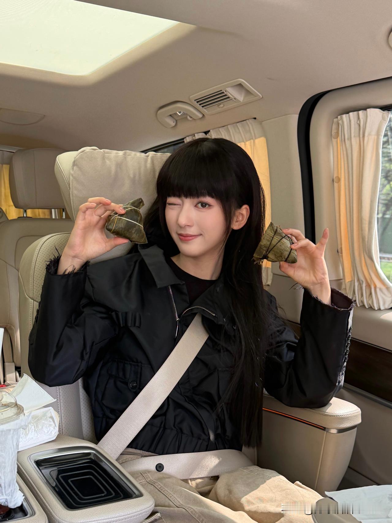 合诗雨好美