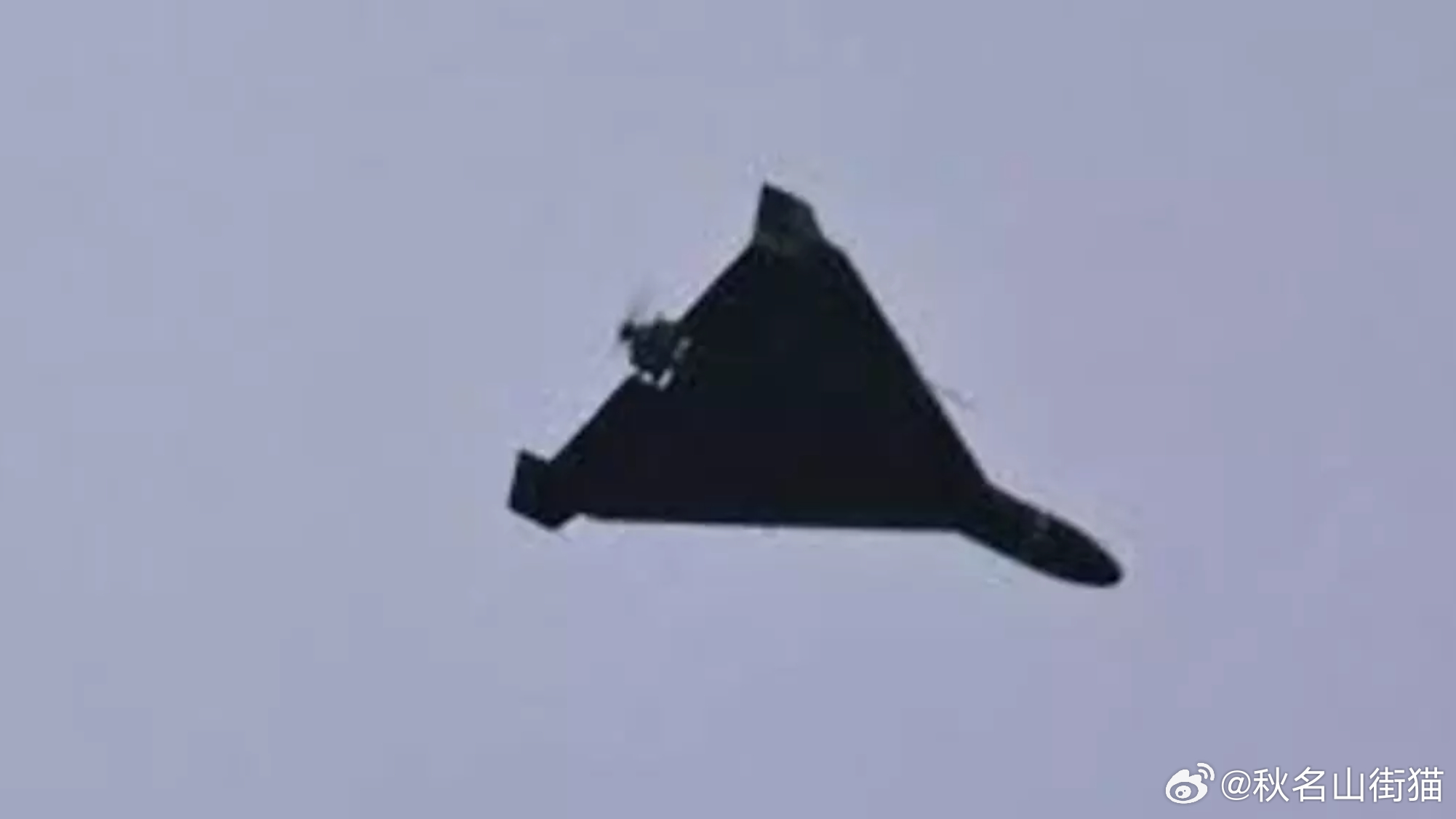 伊朗无人机为何难以被干扰？海外新鲜事以美袭击伊朗中东现场直击 造价低廉的伊朗“沙