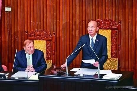 台立院昨天（27日）本月最后一次院会，院长韩国瑜表示，立院通过九十五个重大议案，