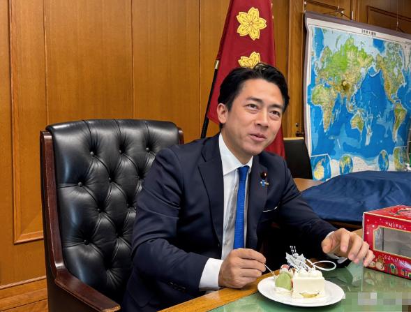 日本喊话中国了！
 
6月30号这天，日本彻底坐不住了，俩管事的大臣跳出来找咱们