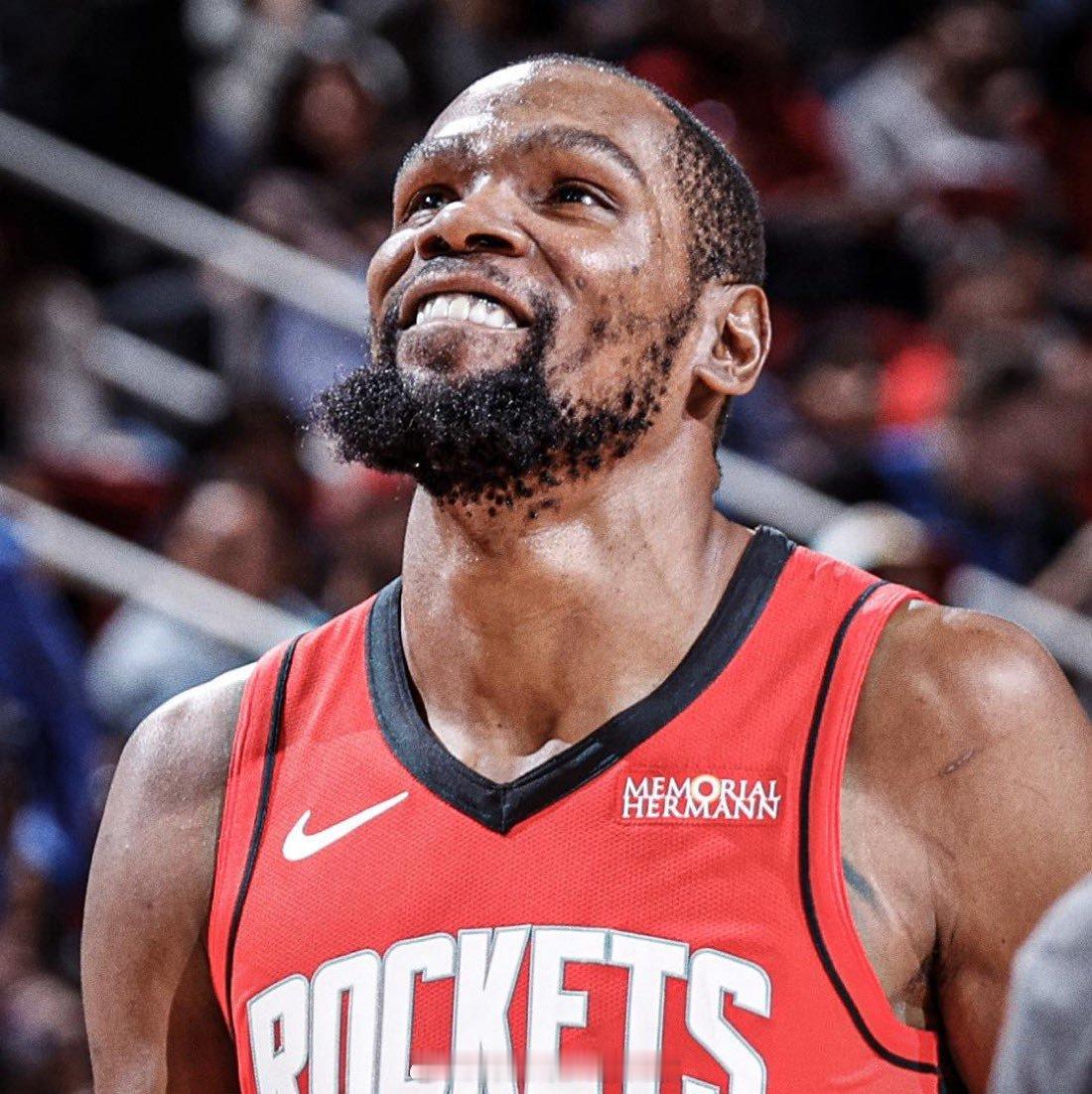 杜兰特谈火箭队如何成长为他们需要成为的球队：“一切都取决于视角，我的存在让外界对