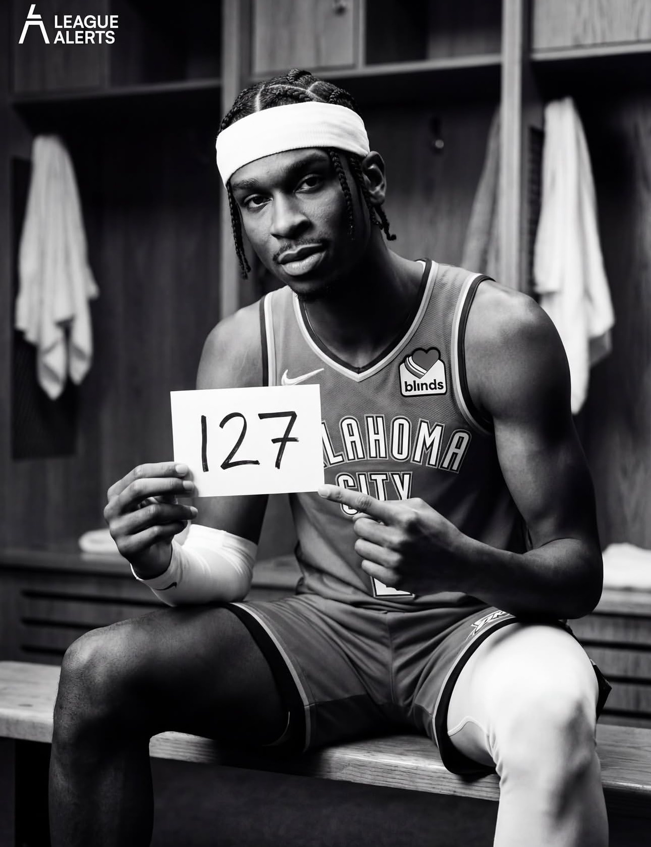 尘封63载！亚历山大连续127场至少砍下20分，正式超越1961-63赛季的张伯