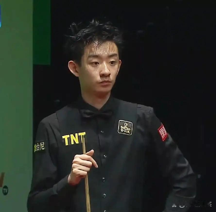 斯诺克球员锦标赛明天（大年初一）就要开打了，球迷注意到，卫冕冠军囧哥威尔逊今年没