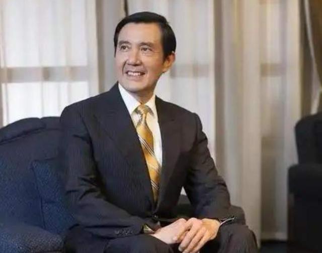 马英九被赖清德当局逮捕了，近日马英九被台湾高等法院突然要求出庭。马英九被抓这事儿
