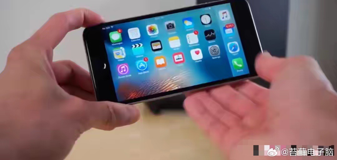 iPhone 新增横屏模式，折叠来了！ 