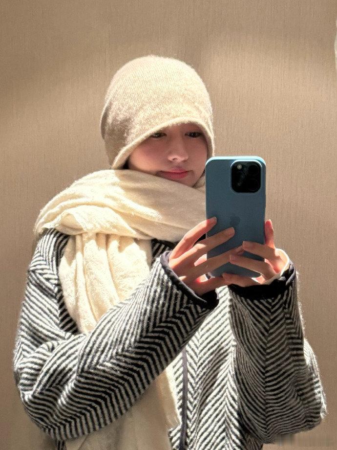 #乌尔善找的冯宝宝有真功夫# 李宛妲可以说是乌尔善导演精挑细选发现的冯宝宝，毕竟