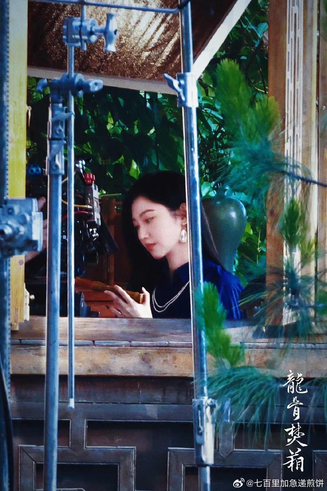景甜张彬彬龙骨焚箱路透，这本我超熟啊！速拍 ​​​