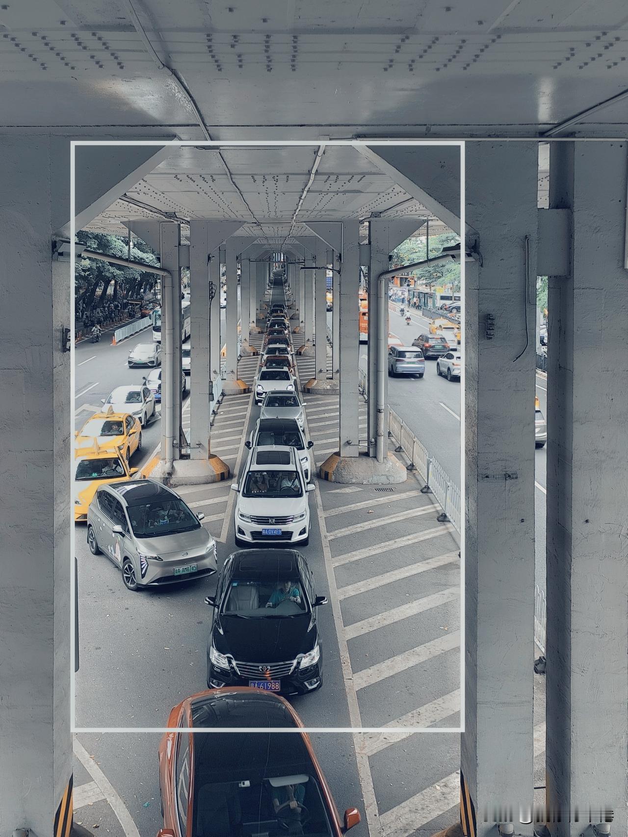 《广州一景》（66）
--环市路 小北