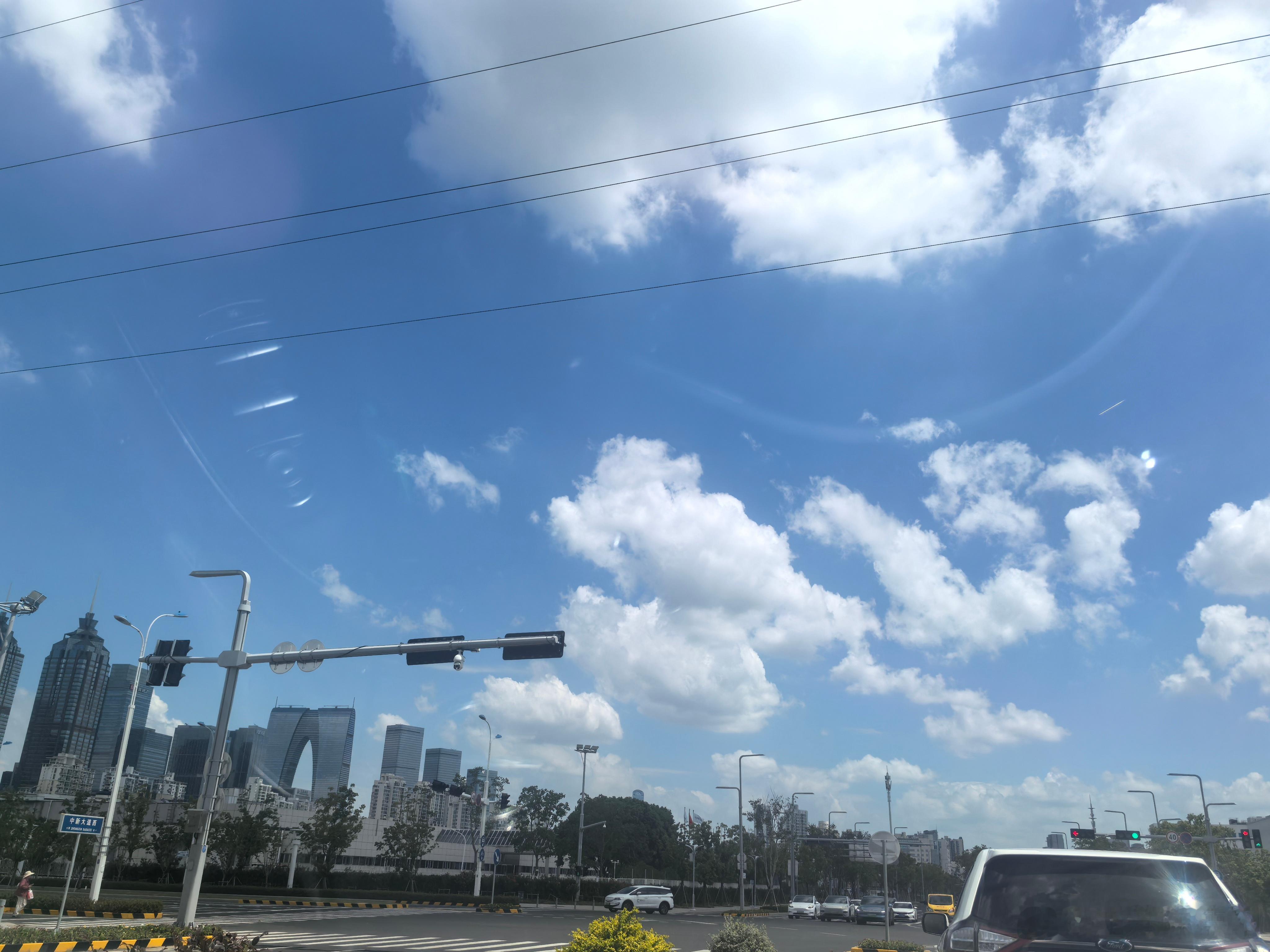 方向对了，每一步都在积累；方向错了，每一步都在消耗。今天，AI和出海，就是对的方