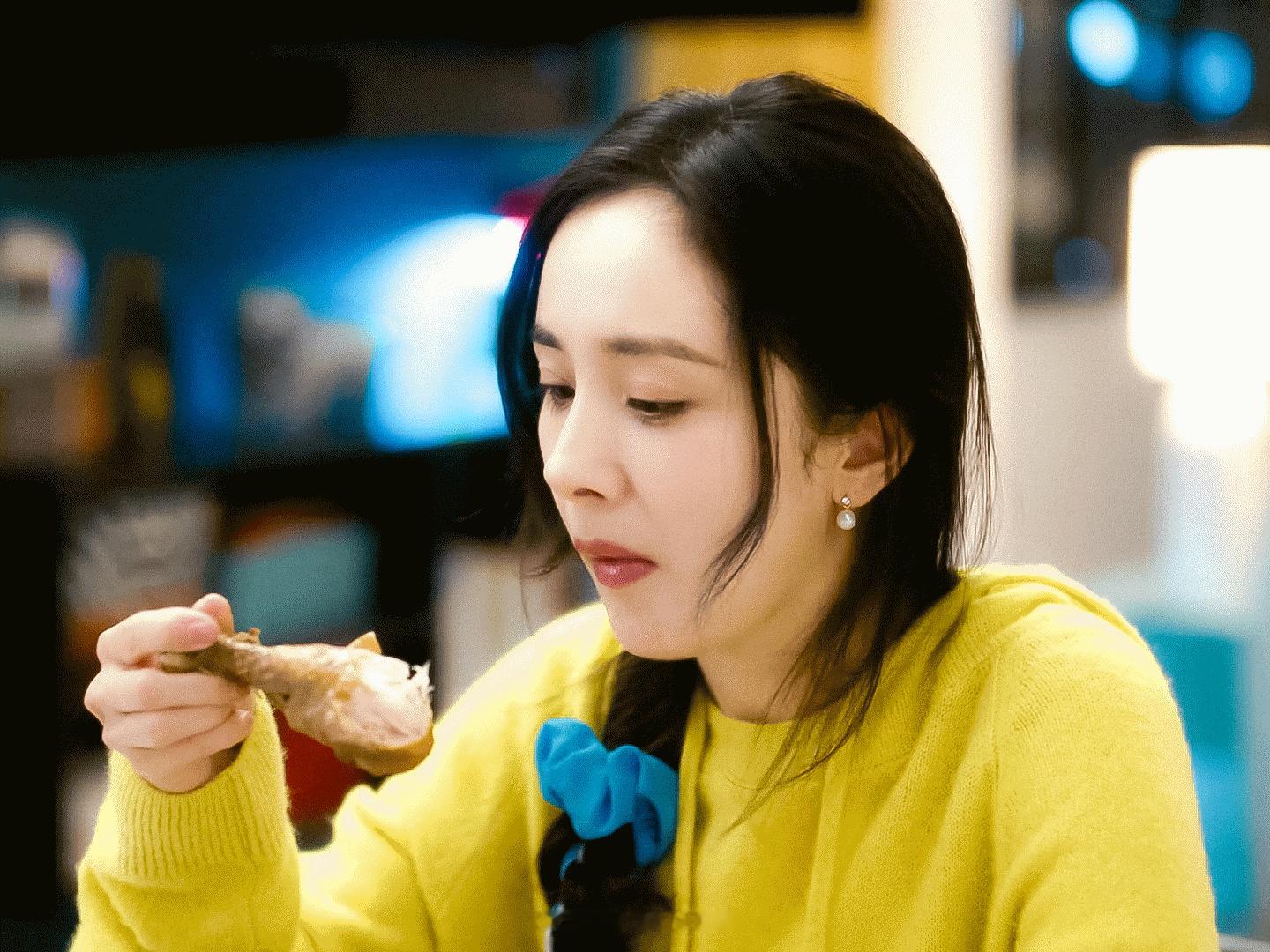 秦昊说沈阳人5点吃晚饭没错，我们沈阳人确实是5点或6点吃晚饭，你们都几点吃完饭呀