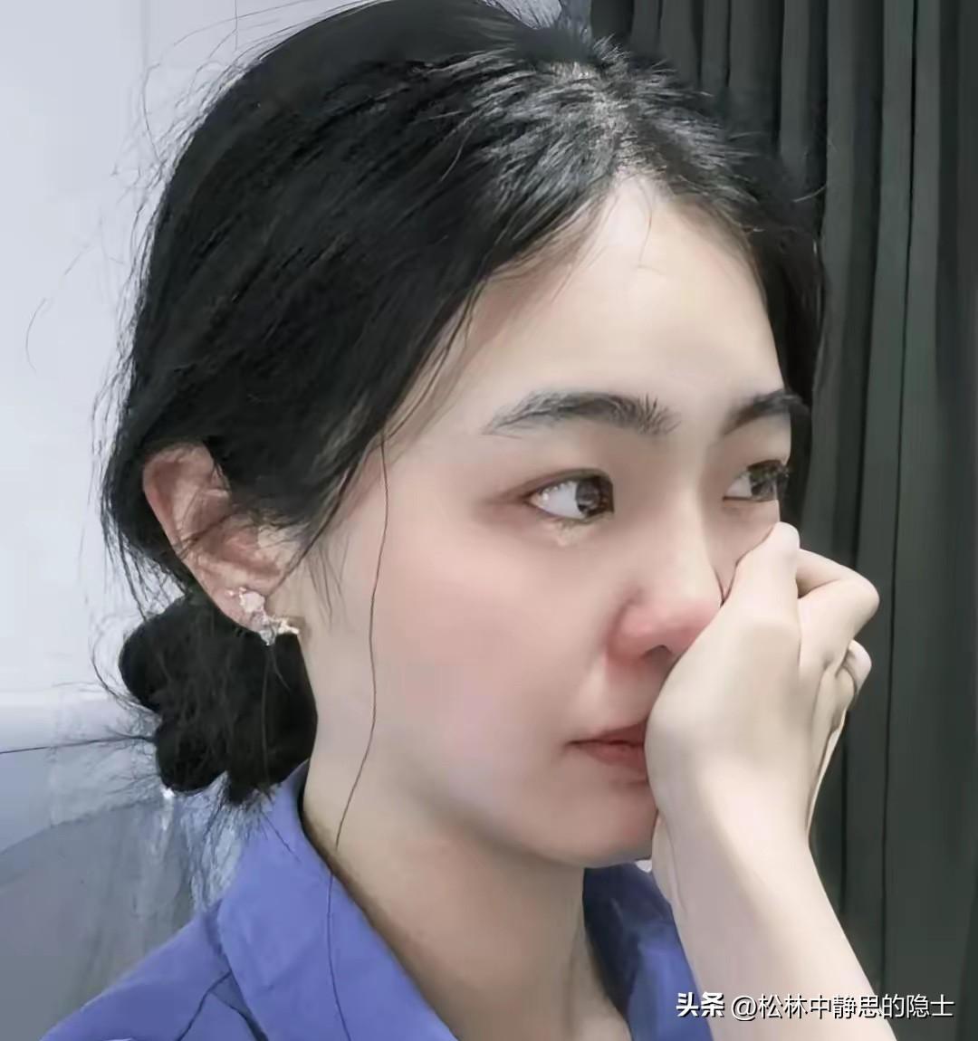 身边一位同事，因为凑不出18.8万的彩礼，无奈和相恋六年的女友结束了感情。这段耗