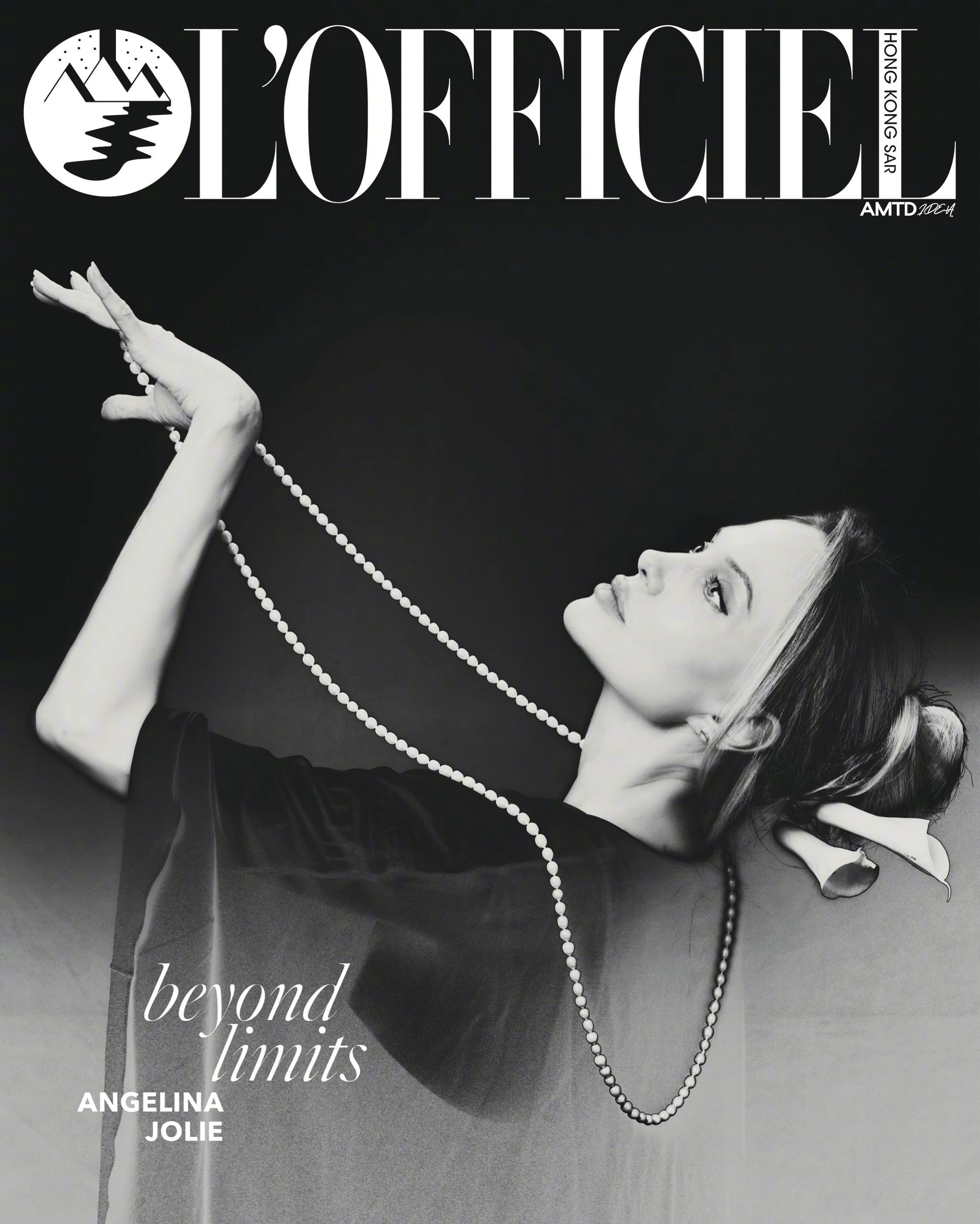 L'OFFICIEL 九月刊封面全球企划，巨星Angelina Jolie 坐镇