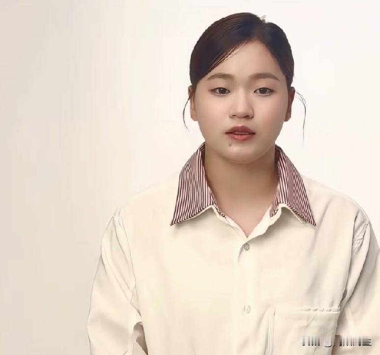 全妹又给家乡整活儿了。

拍了个公益视频，替"百万英才汇南粤"山东站喊话，一句"