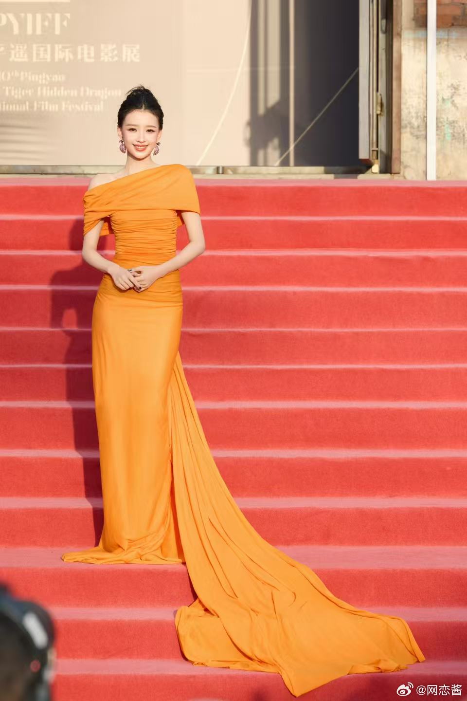 孙怡拿下平遥影后 看完孙怡的采访感触很深，演小美，重点不是演激烈的矛盾，而是感受