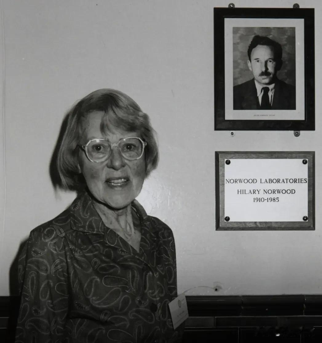 一女子在英国从事35年间谍工作，她的情报，协助苏联成功研发出原子弹，颜面扫地的英