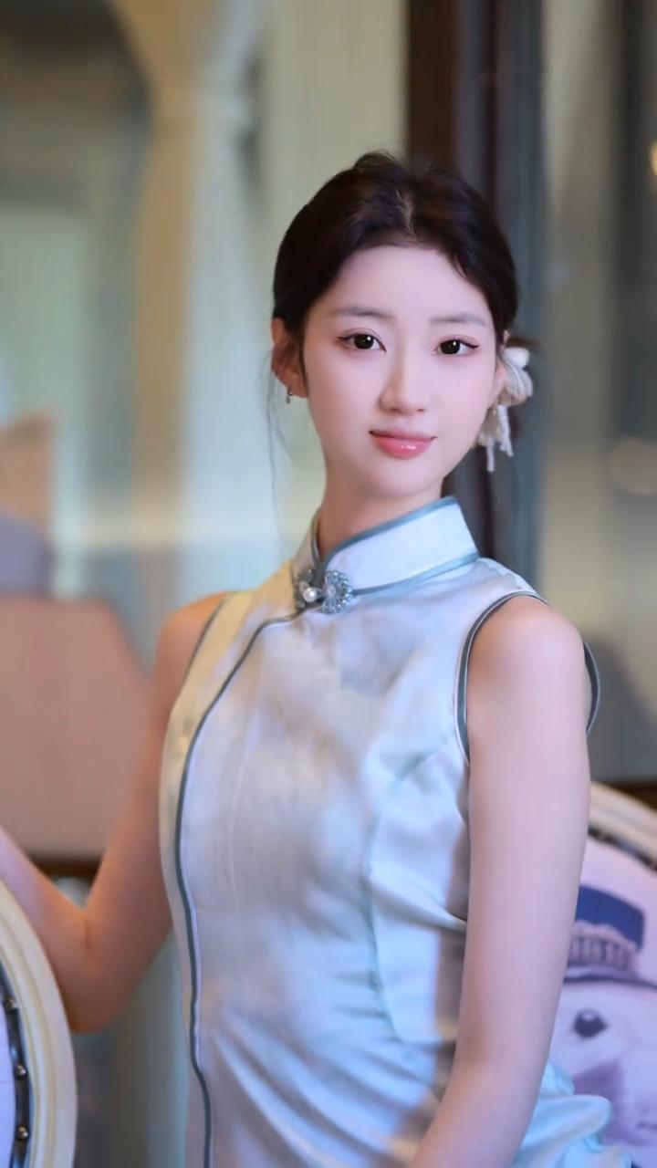 萱萱来了，可爱的女孩。模特 董雨萱