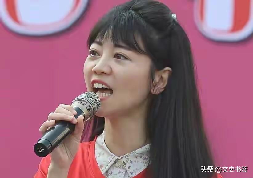 彻底翻车了！据台湾媒体消息，台风巴威逼近台湾，所有人都在落实防台工作，民进党台北
