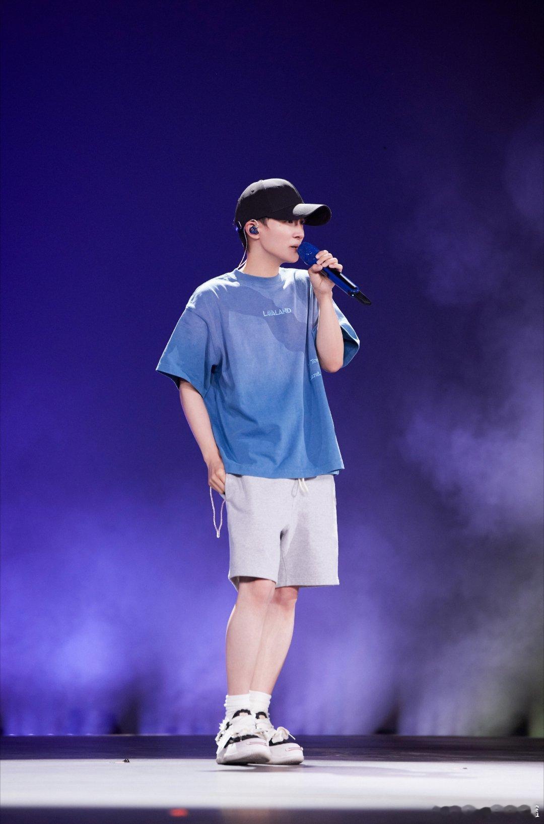 周深红尘慌慌周深百花杀主题曲红尘慌慌周深还是孟子义邀请来唱的气息扎实，情绪递进自