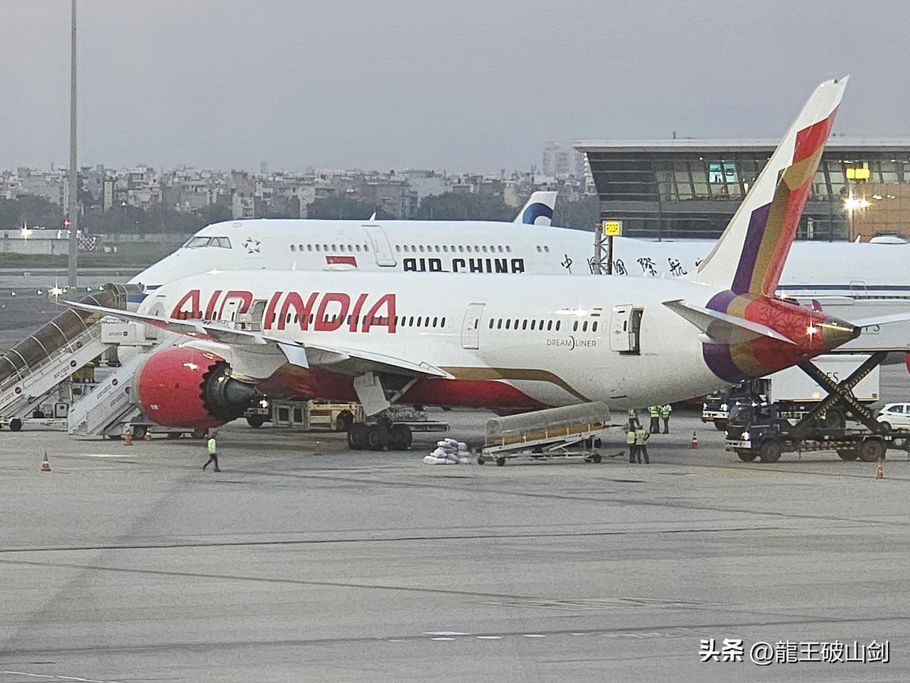 今天，中美俄印的“空军一号”在哪里？金砖峰会在印度新德里举行，中国、俄罗斯和印度