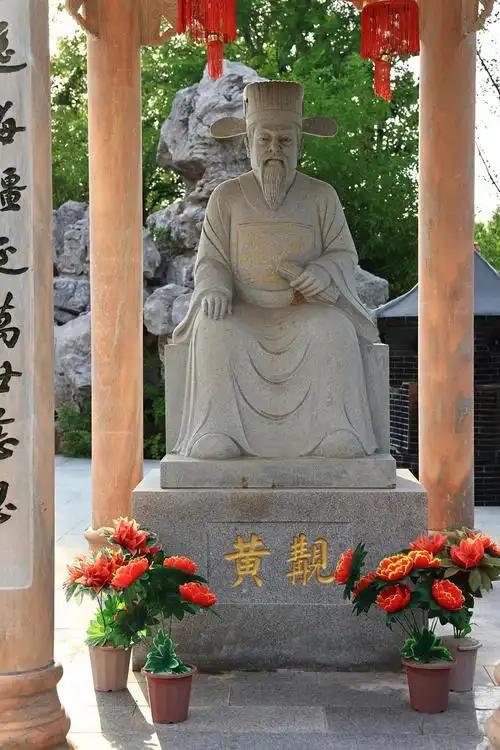 中国科举1300年，只有两个人做到"六元及第"

中国科举1300年，考出了将近