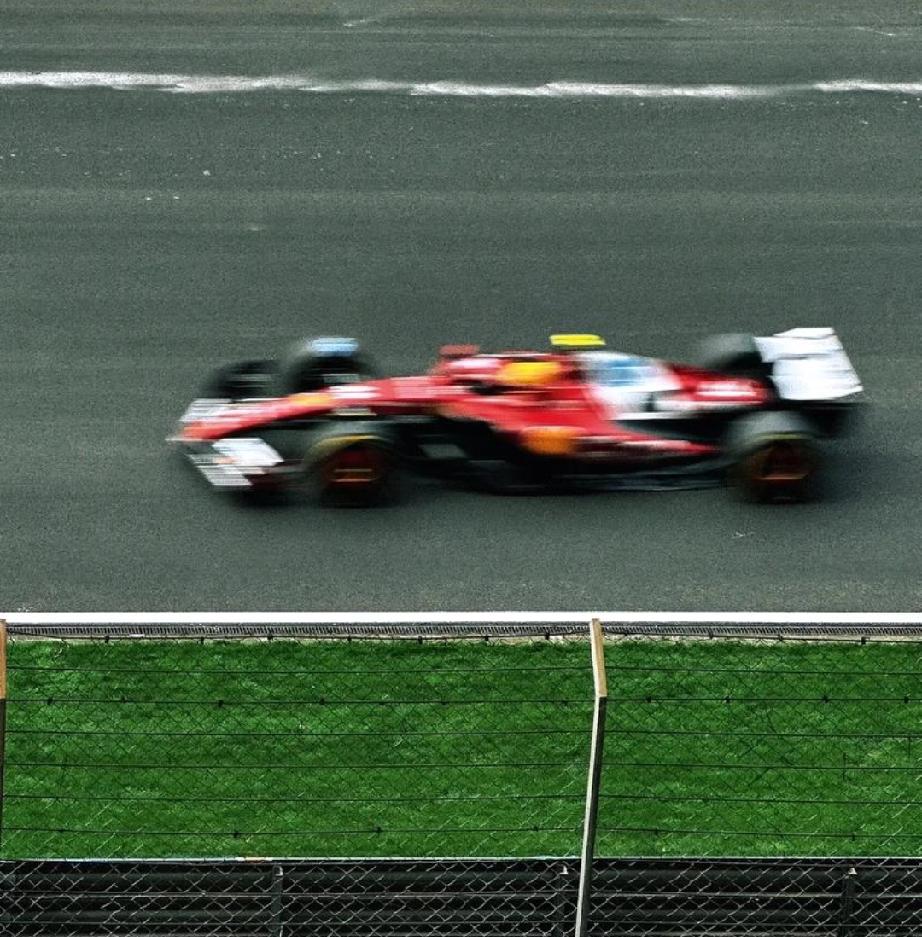 这次上海F - 1大奖赛，国外参演人员在超市的抢购场面太疯狂了！F1车队的采购清