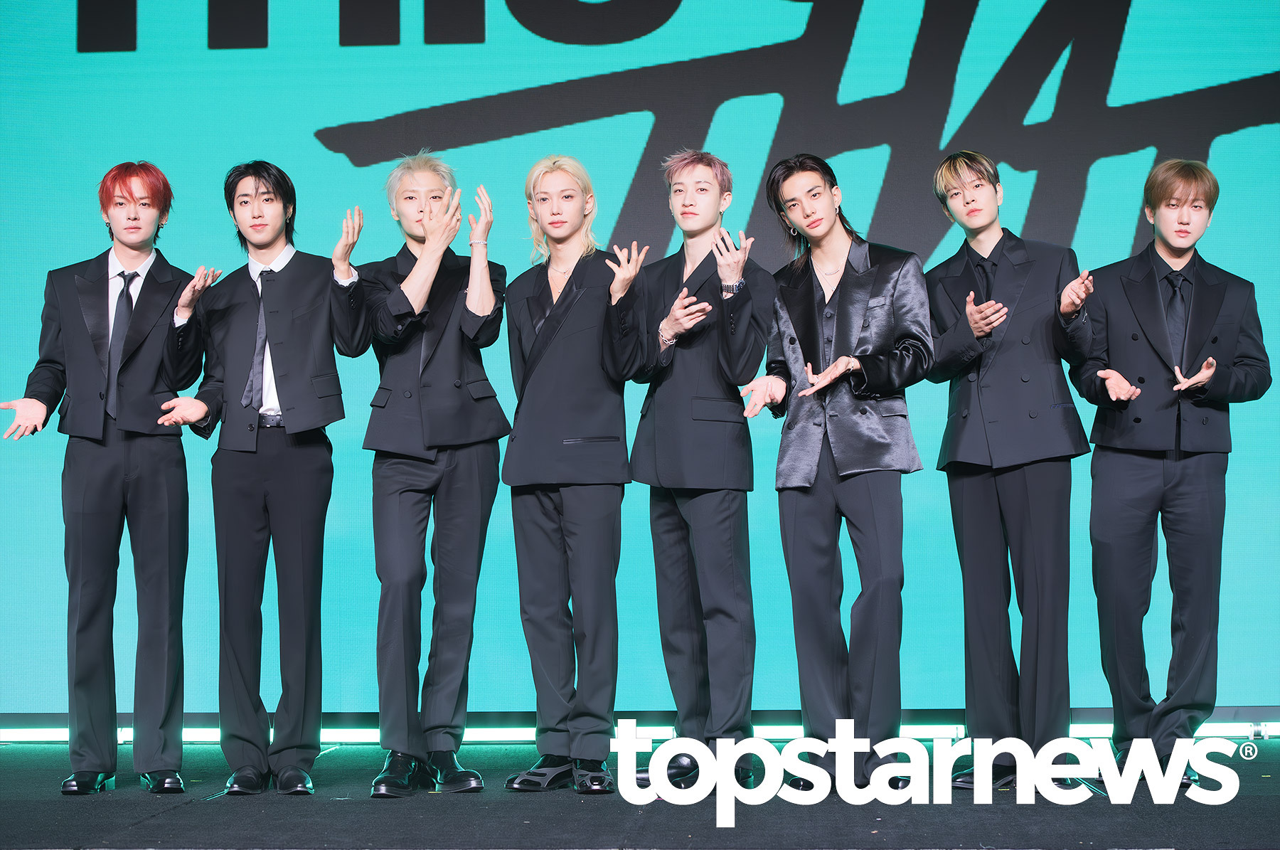 Stray Kids《THIS & THAT》发售纪念记者会现场图 