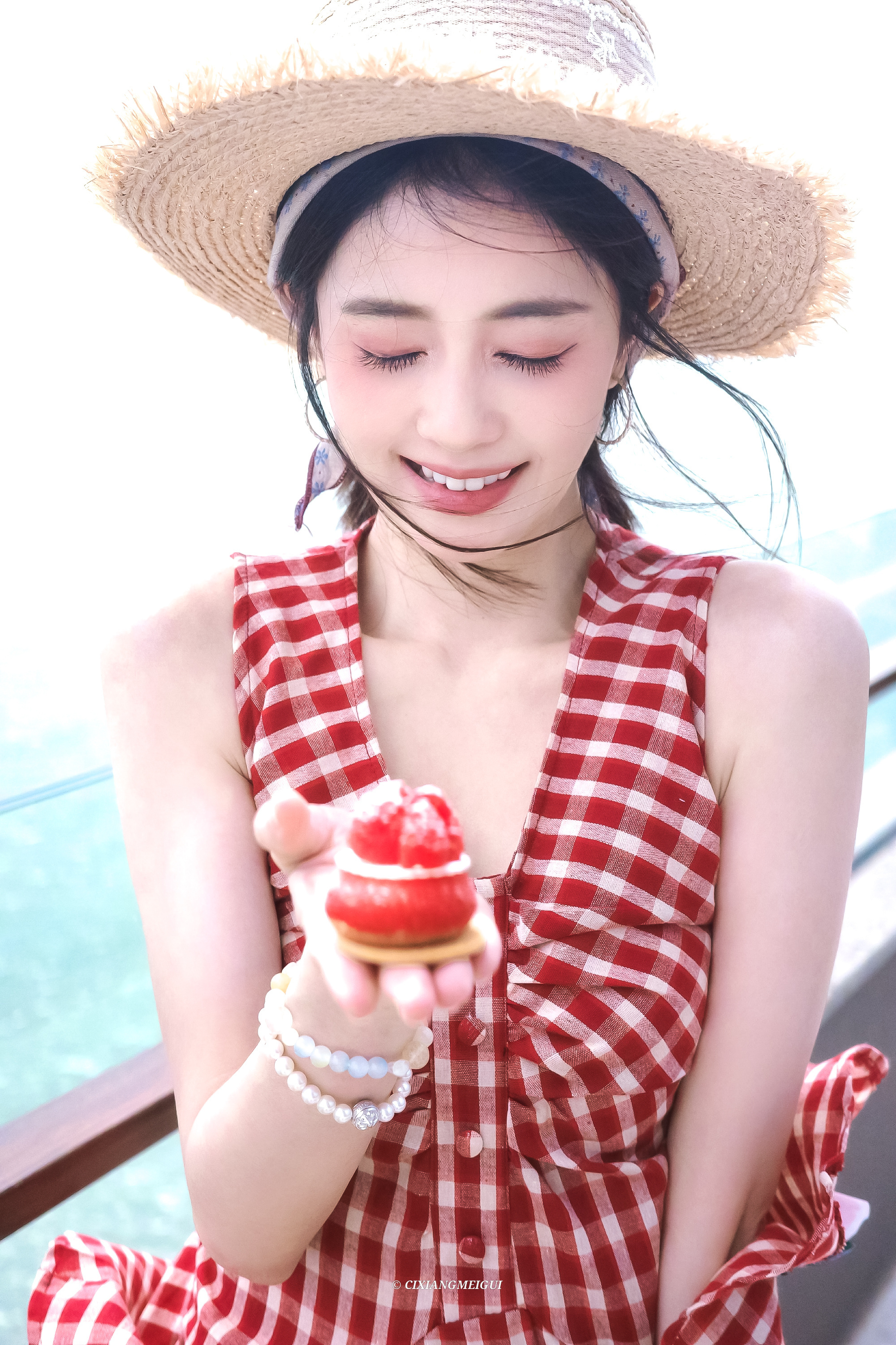 夏日妍妍🍧-白鹿