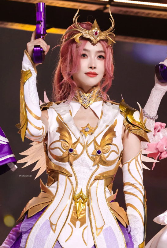 宋茜御姐吃鸡语音包宋茜语音包太绝了！谁懂在游戏里听到家乡话的快乐！权威又接地气，