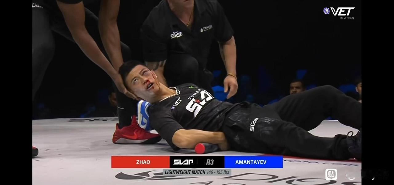 传武又输了！ufc扇巴掌比赛惨败！
第一位中国选手参加
�抽中后手了
�被对手第