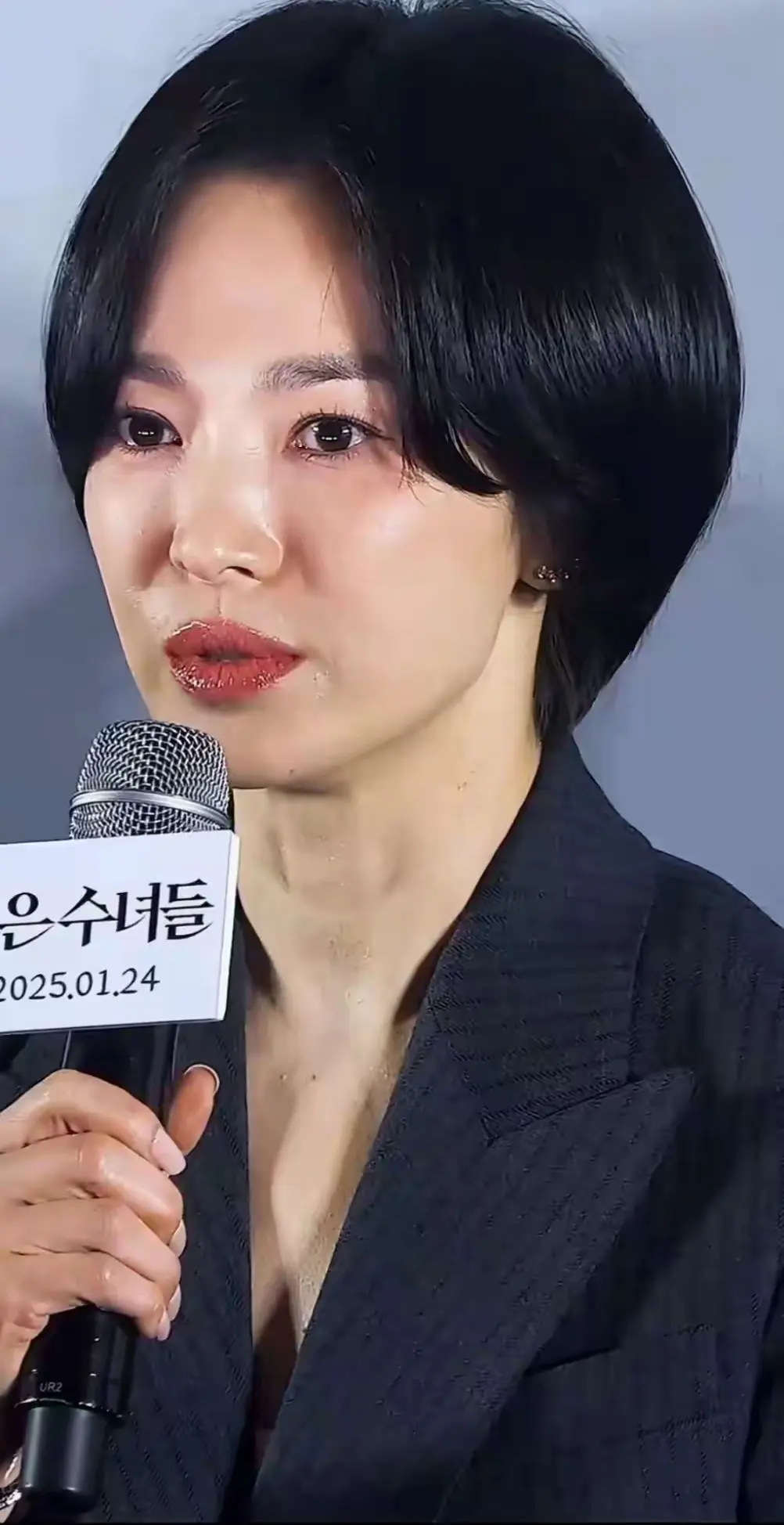 43岁宋慧乔，无美颜无滤镜生图长这样