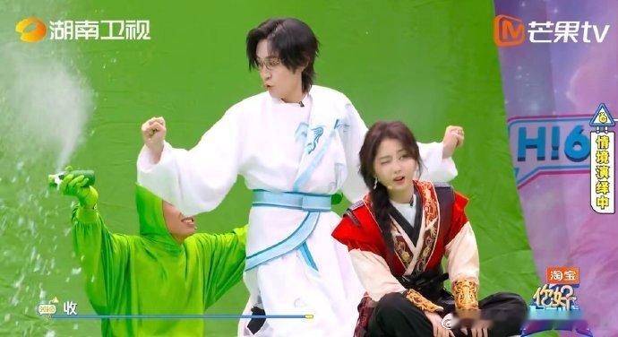 汪铎也是演上冰雪奇缘艾莎了你好星期六被汪铎版艾莎惊艳到失语！清冷的气质、精湛的演