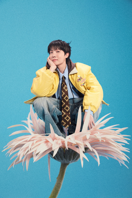 郑号锡为首尔牙山医院儿童医院捐赠2亿韩元，为母校捐赠1亿韩元，生日善行18日据首