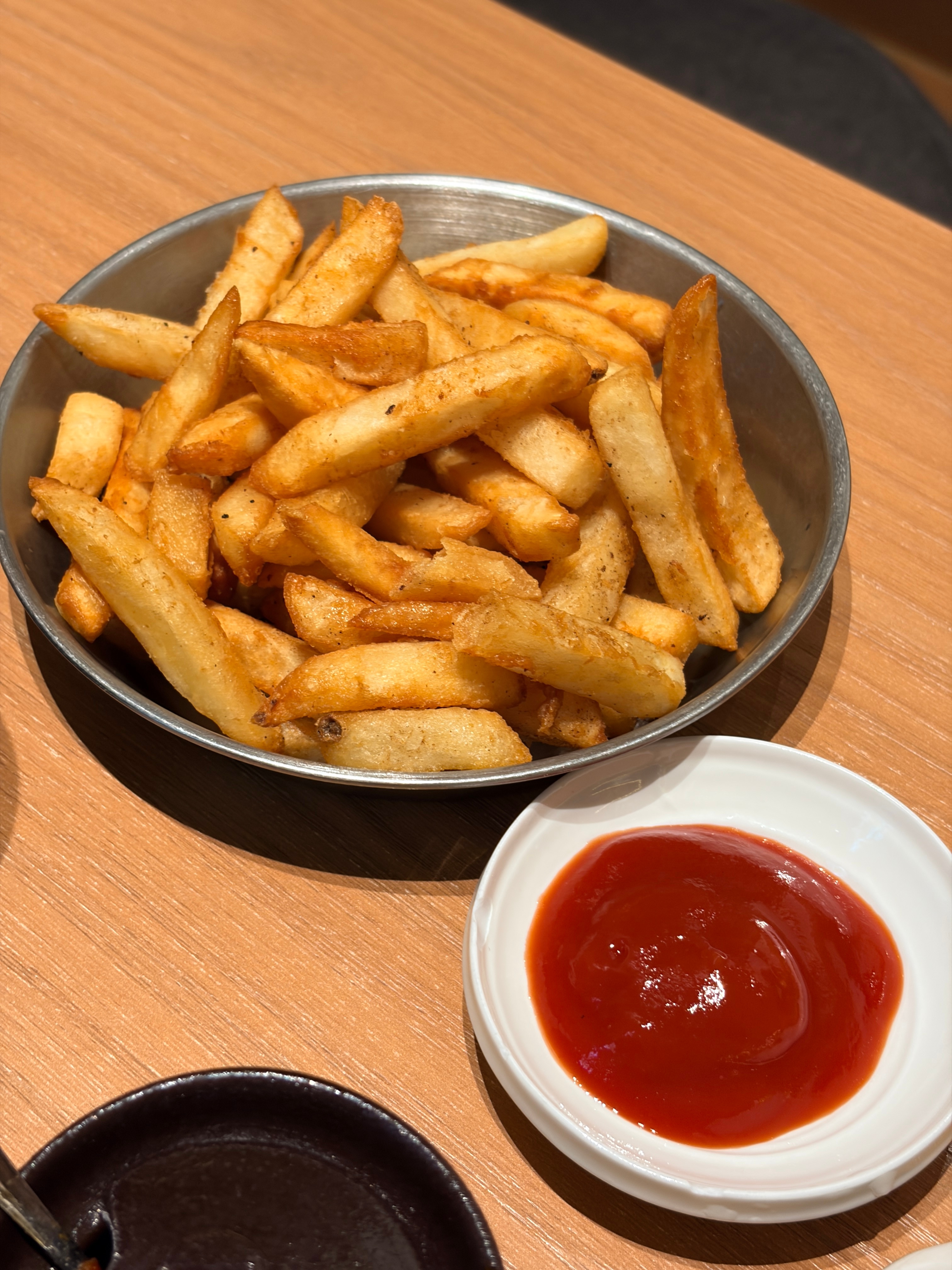 媳妇说想吃煎饺，陪她吃完午饭马上飞成都了 深圳