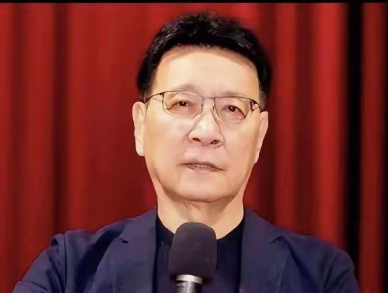 赵少康今天又发文了，他在文中指出，得把国民党里的‘亲中力量’清除出去，这样，党才
