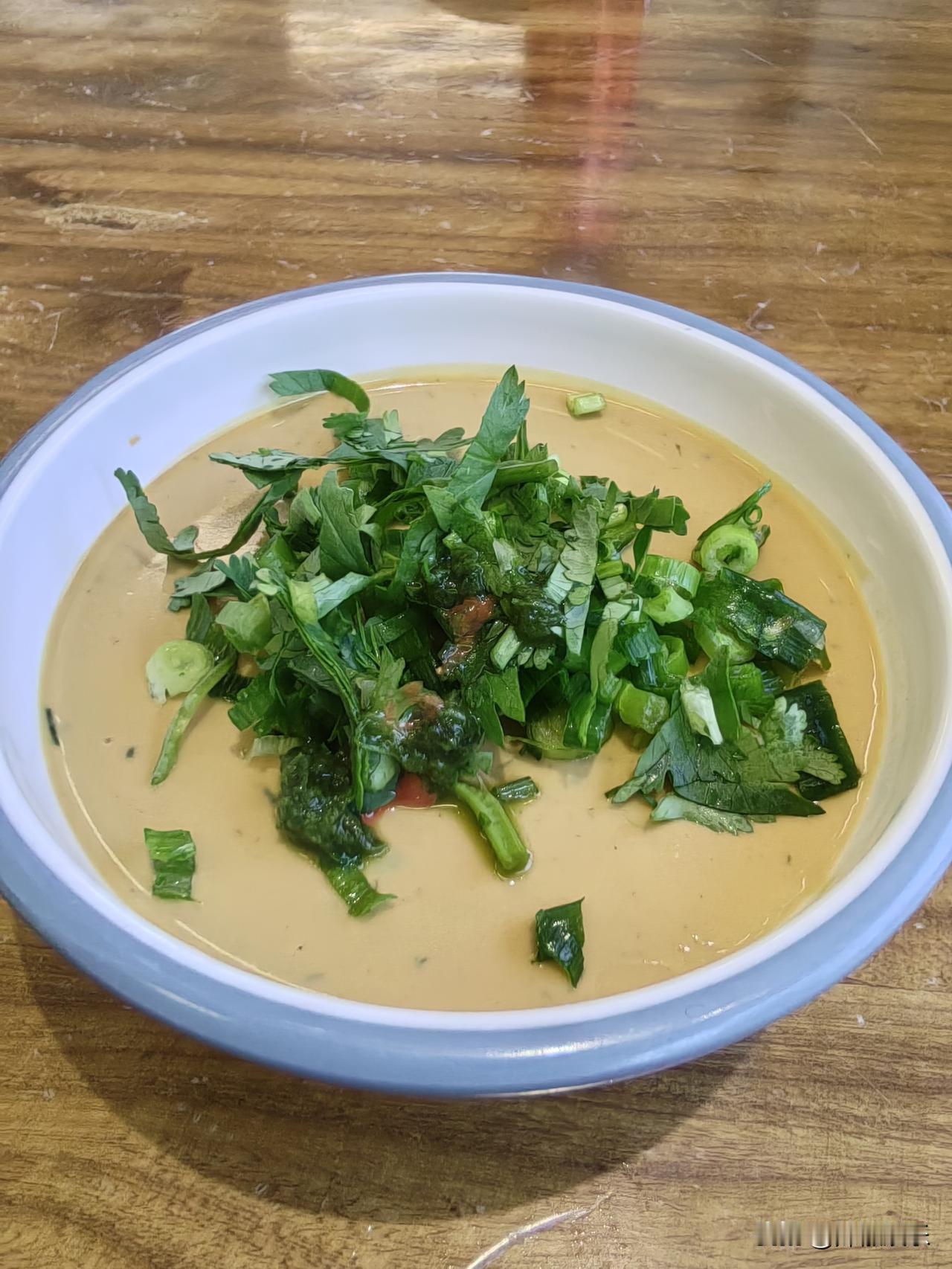 芝麻酱还得是北京的，
果然和地方的不一样。