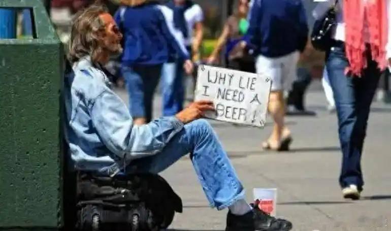 年薪45万美元程序员半年变流浪汉 这哪是人生起落啊，简直是断崖式坠落！年薪看着唬