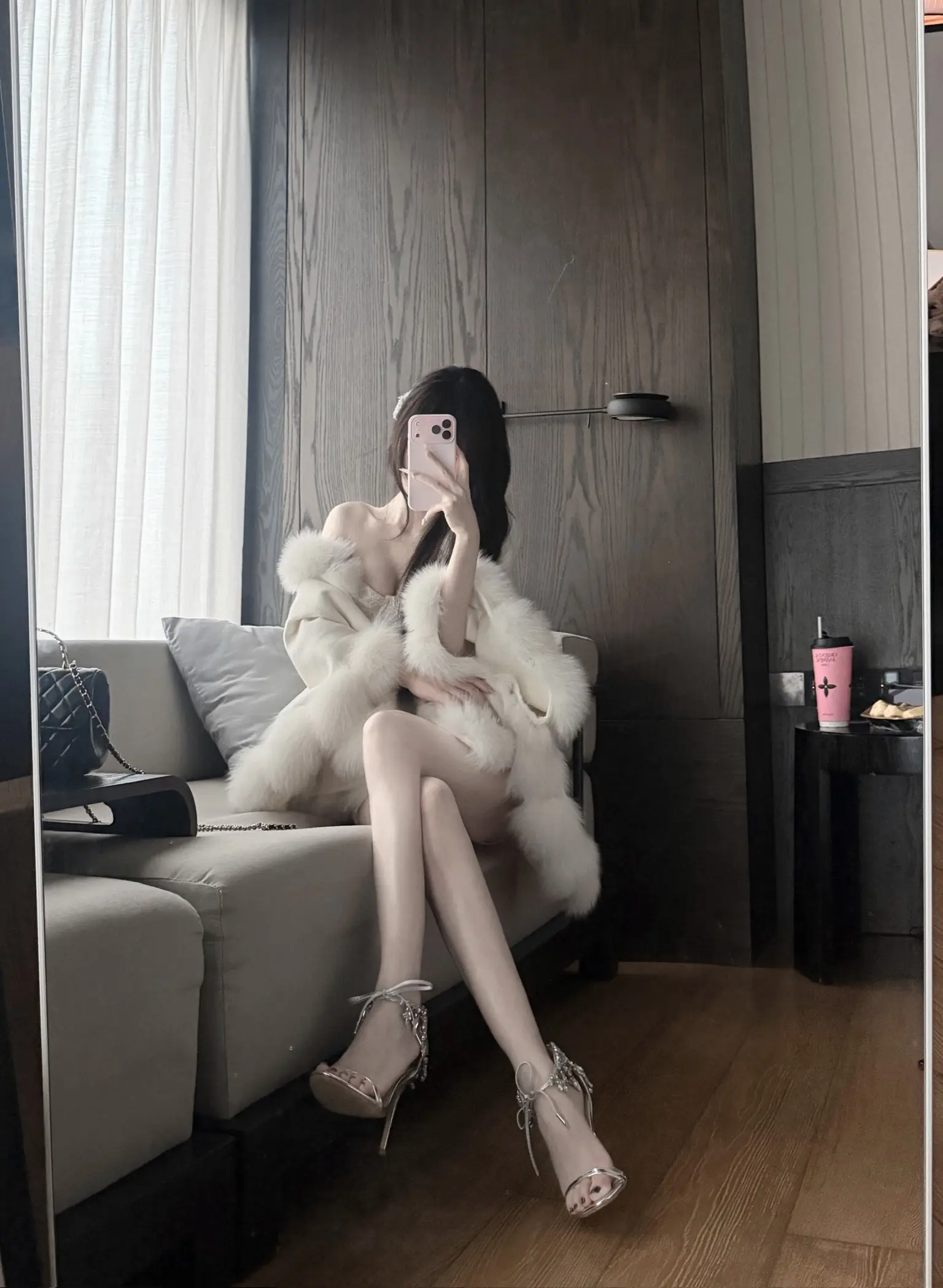 我就是吃搞特殊那一套 最好是个人都能看出来他最偏爱我