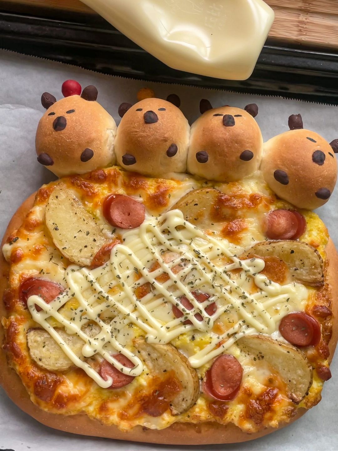 卡皮巴拉鸡蛋沙拉薯角火腿披萨🍕