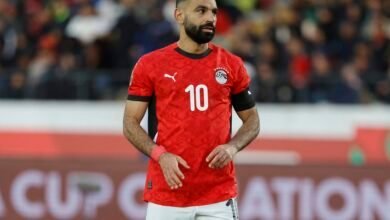 萨拉赫（Mohamed Salah）速度快，内切射门极强，英超金靴得主，埃及国家