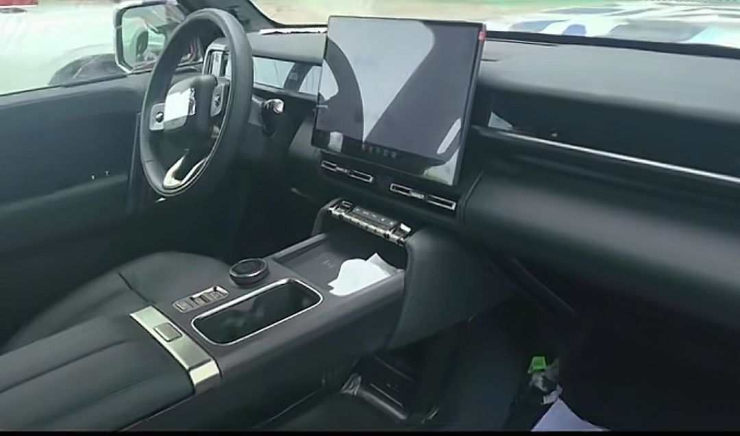 疑似V27内饰新能源汽车 ​​​