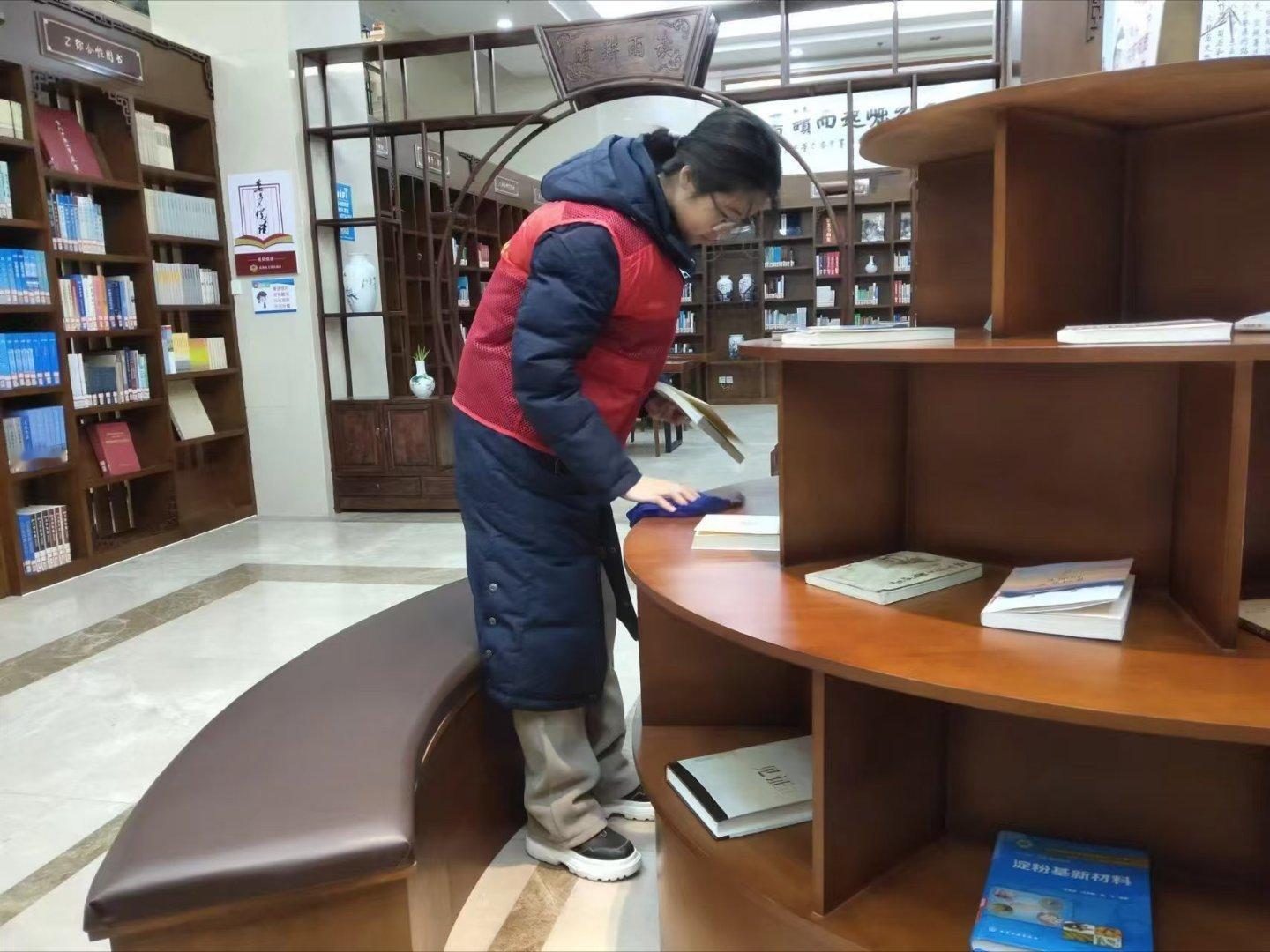 秦岭笑谈 【书香传递暖人心，志愿精神永流传】曲阜师范大学 大学生寒假社会实践为传